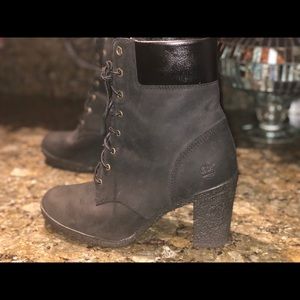 Timberlands size 9 heel boot 💫🙌🏽‼️